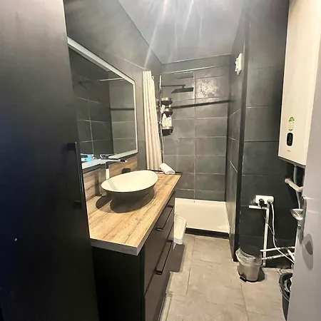 Ariane - 4-6p - Near Spacial Center & Metro Toulouse